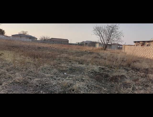 1,884M² VACANT LAND FOR SALE IN JAMESON PARK